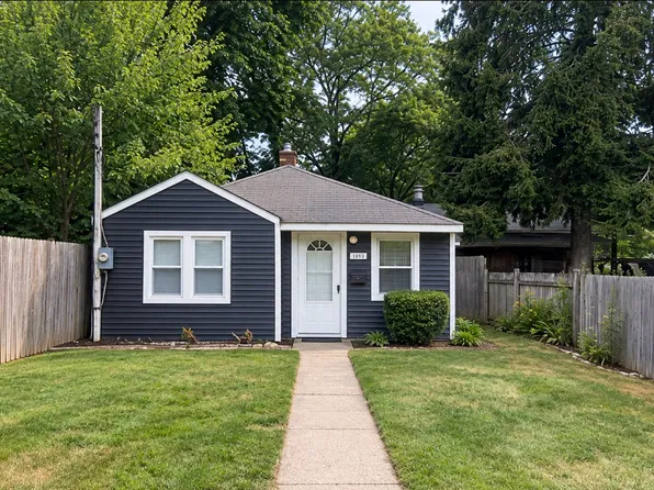 543 N Berkley St, Kalamazoo, MI 49006