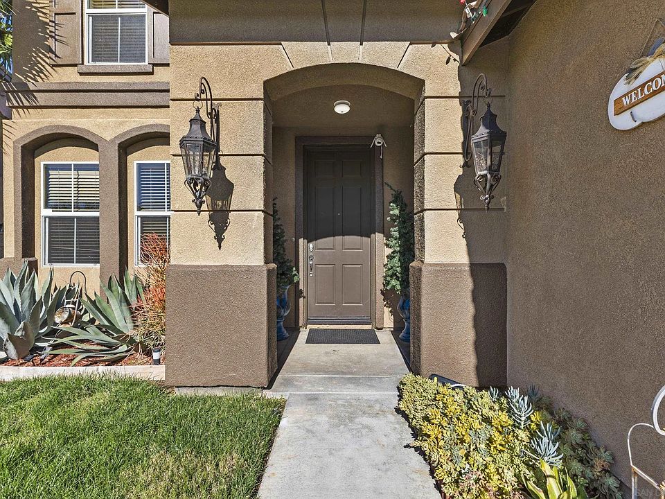 1st image of 31692 Pompei Ln