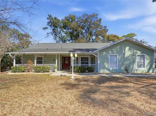 6090 W Woodside Cir, Crystal River, FL 34429