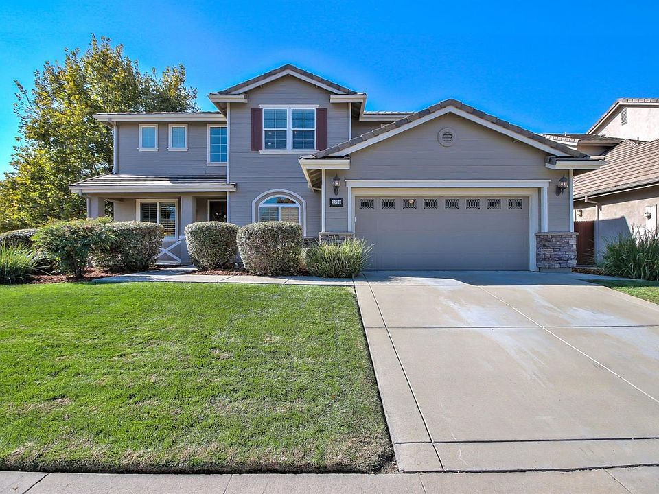 1st image of 2870 Eastcliff Way