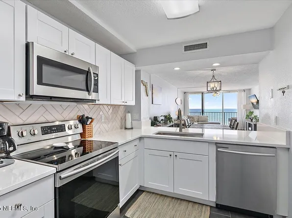1301 1ST Street S #1106, Jacksonville Beach, FL 32250