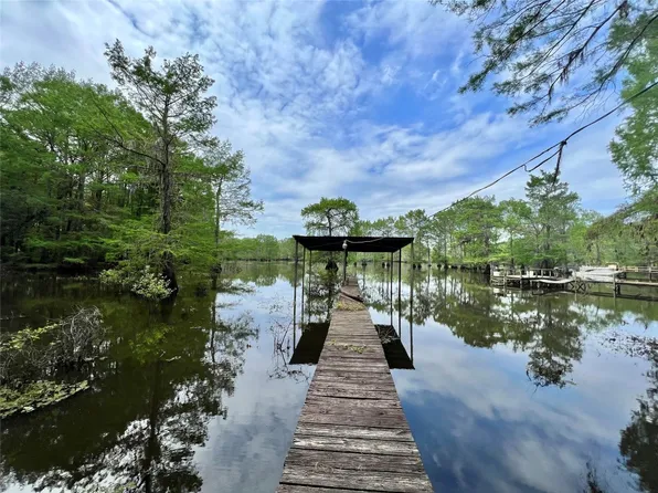 241 S Almond Lake Rd, Sibley, LA 71073