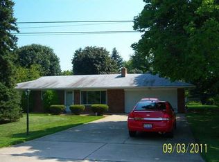 1589 N Smith Dr, Genoa, OH
