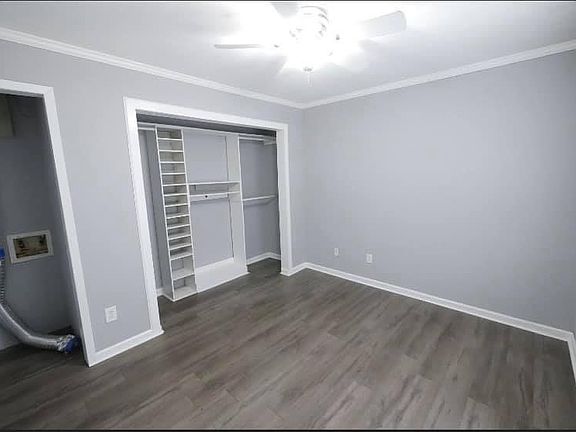 4th image of 7122 Premont St #103
