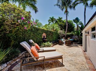 323 Sandpiper Ln, Delray Beach, FL 33483