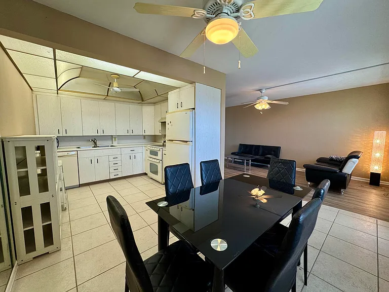 4019 Lincoln Pl #A — Photo 7