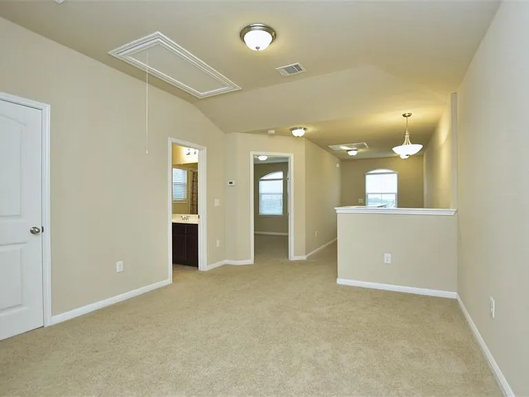517 Katmai Cir — Photo 18
