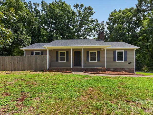 4625 Longbriar Dr, Gastonia, NC 28056