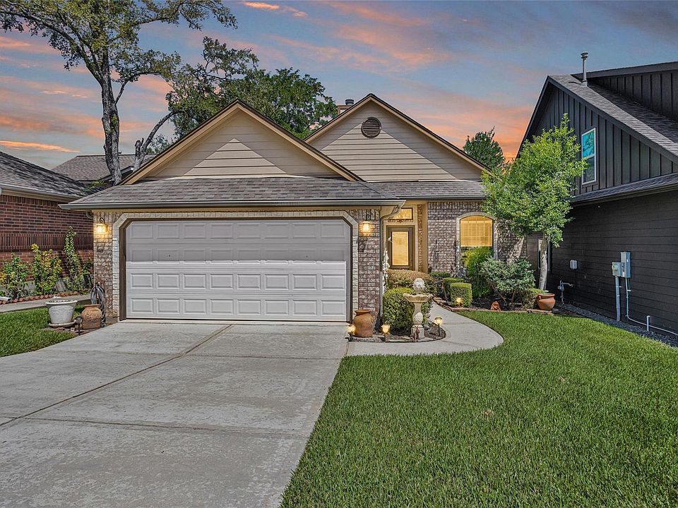 1st image of 104 Harbour Town Cir