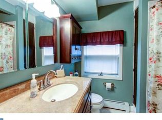 355 Lemon St, Warminster, PA 18974