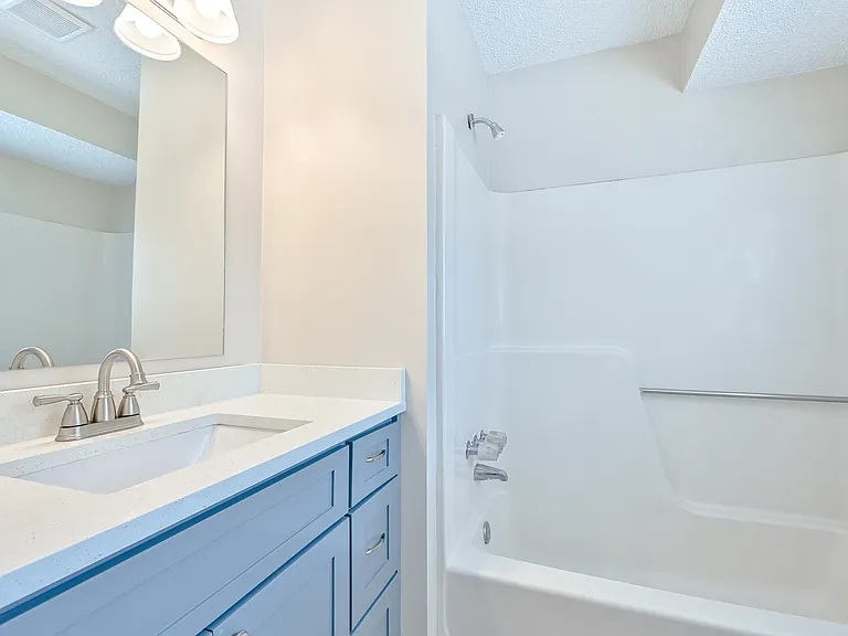 1036 Old Holcomb Bridge Rd — Photo 17