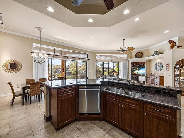 146 Windward Cay — Photo 11