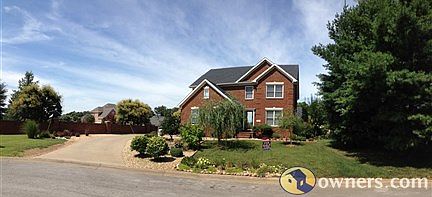 EnterPho Caption1887