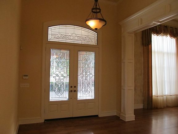 3rd image of 2400 Waterside Ct