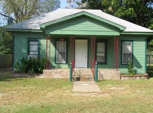 353 S Curtis St, Welch, OK 74369