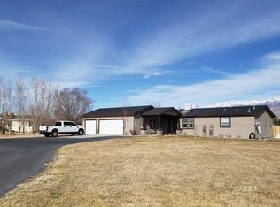 70 Osage Cir, Bishop, CA 93514