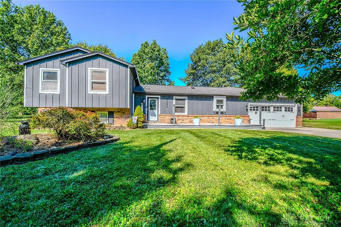 1591 Valley Heights Rd photo 1