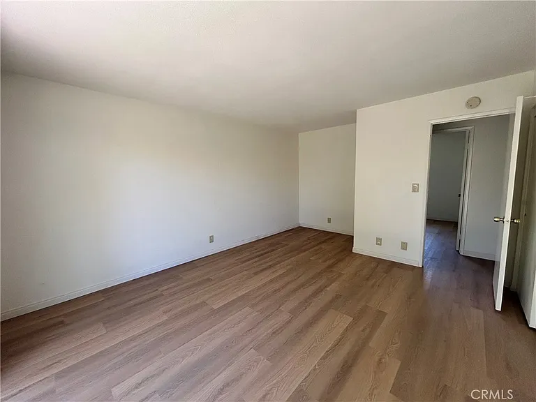 5011 Greencap Ave — Photo 14