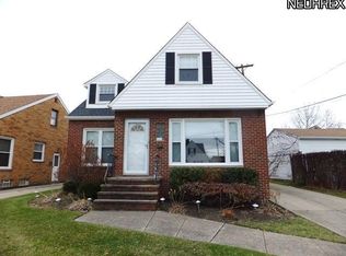 6427 Monmouth Dr, Parma, OH