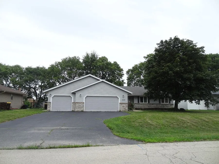 5018 Painted Pony Ln photo 1