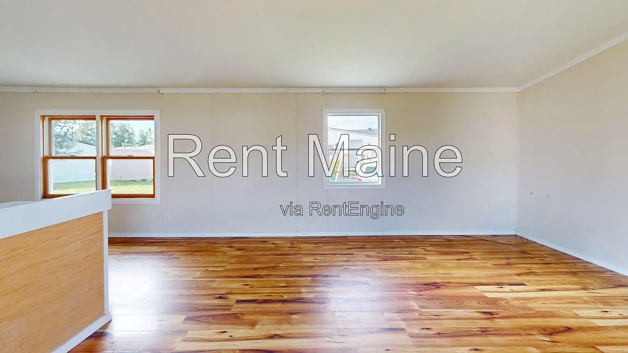 3 bed, 1.0 bath, 948 sqft, $1,250 — Photo 4