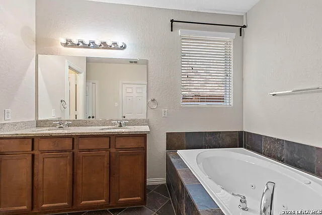 12114 Carson Cv — Photo 21