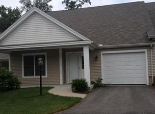 42 Ivy Cir, Wilbraham, MA 01095