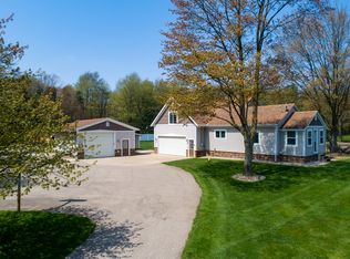 8691 W Olive Rd, West Olive, MI 49460