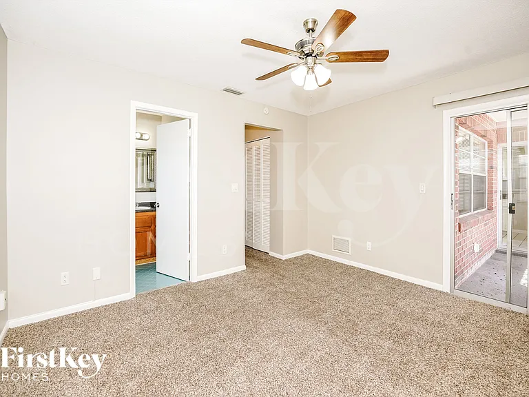 1337 Mardrake Rd — Photo 10