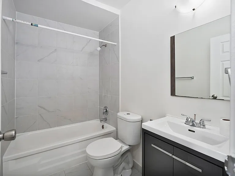 3250 Keele St — Photo 5
