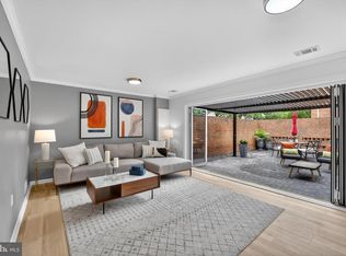 612 4th Pl SW, Washington, DC 20024