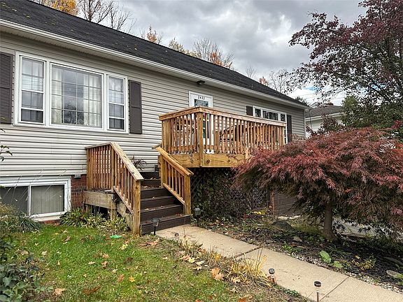 2nd image of 2432 Charleston Ave