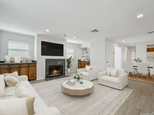 7738 Chambers #608, San Antonio, TX 78229