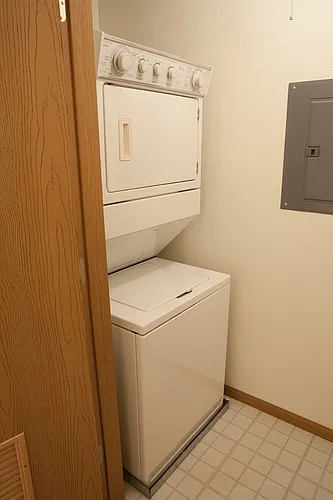 Hollow Creek IV Apartments Photo 1
