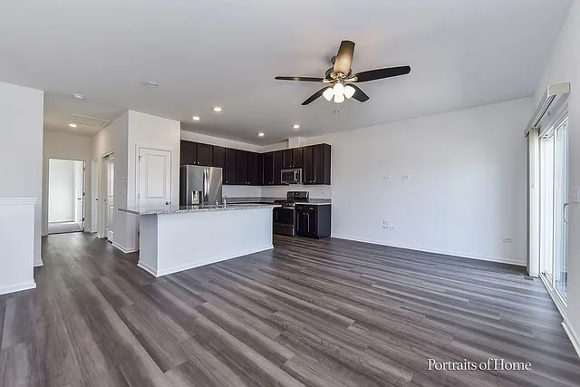 4189 Chelsea Manor Cir — Photo 7