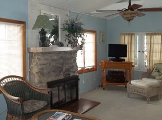 127 E Menominee Trl, Sandusky, OH 44870