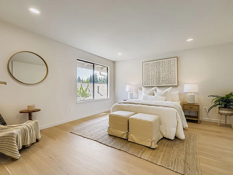 14208 NE 2nd Pl — Photo 5