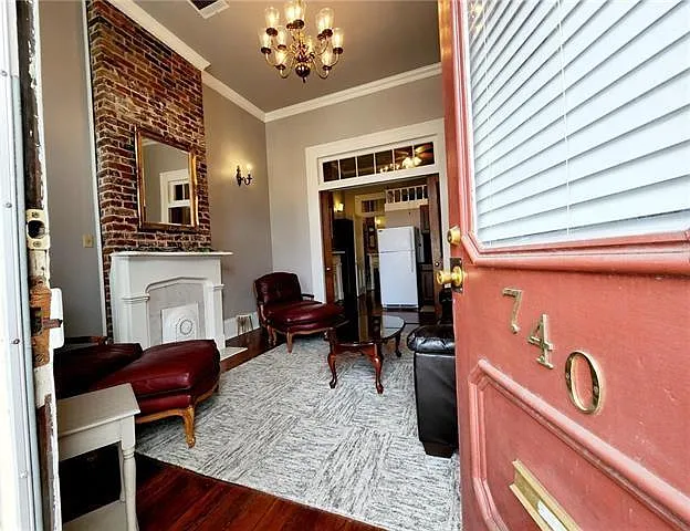740 Dumaine St — Photo 1