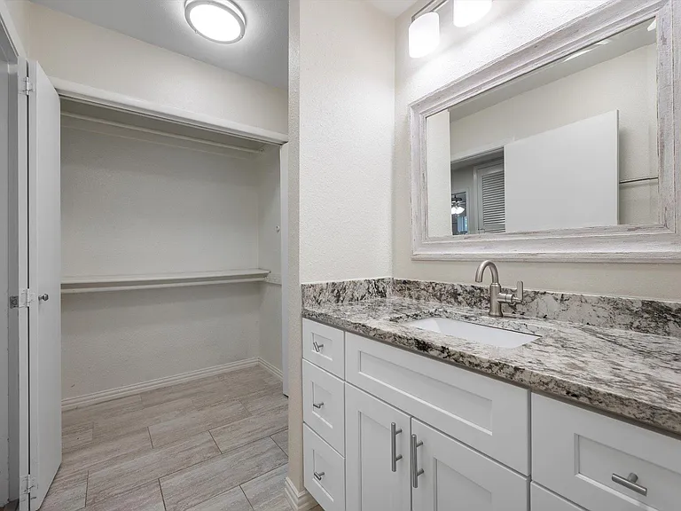 10102 Missel Thrush Dr — Photo 20