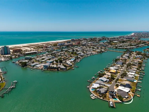 11055 4th St E, Treasure Island, FL 33706
