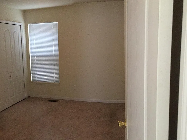 1008 Lakepointe St #1 — Photo 8