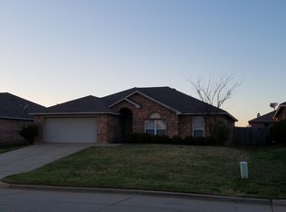 2122 Turtle Cove Dr, Mansfield, TX 76063