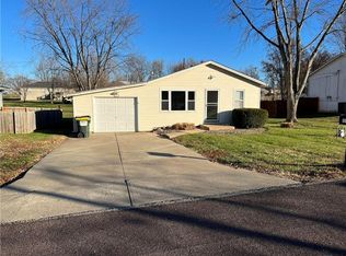 308 N Washington St, Spring Hill, KS 66083