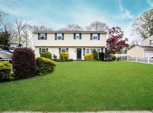 77 Joline Rd, Port Jefferson Station, NY 11776