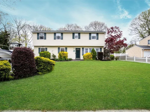 77 Joline Road, Port Jefferson Station, NY 11776