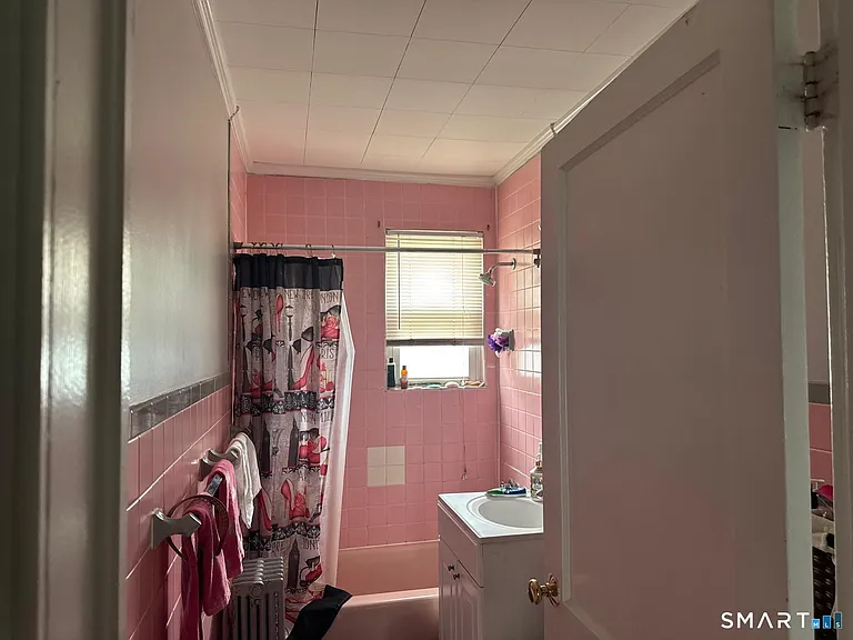 15 Rose St #2 — Photo 8