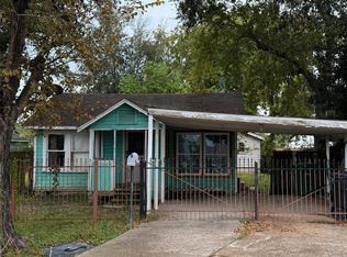 64 Neyland St, Houston, TX 77022
