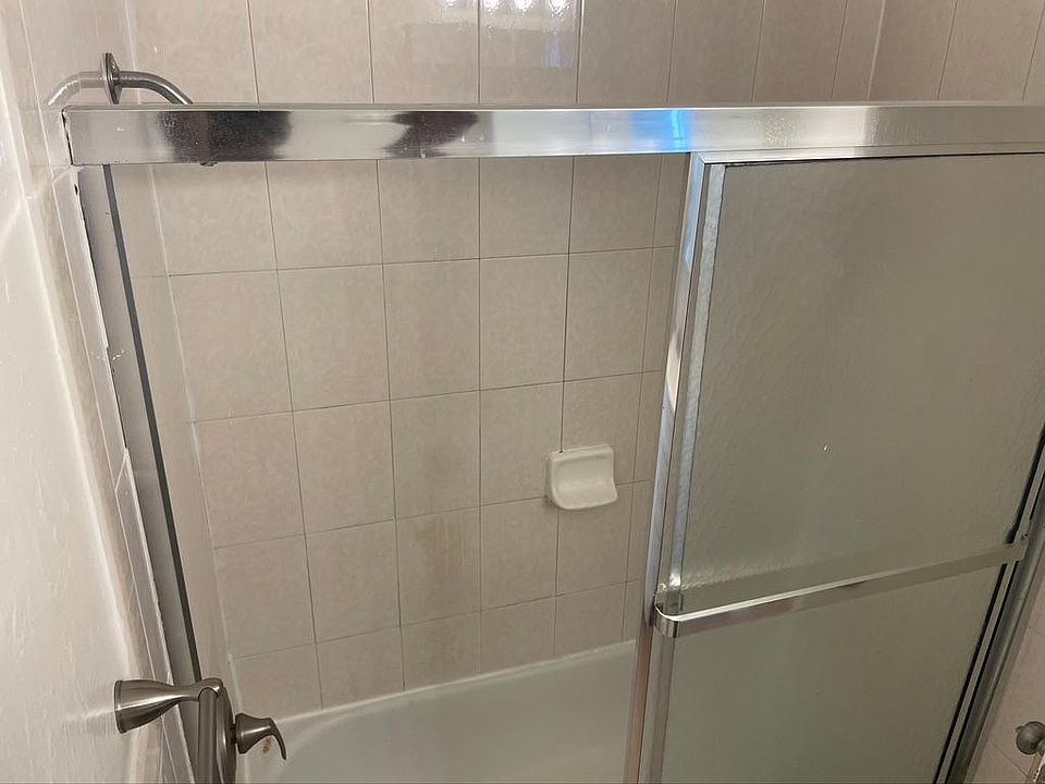 1st image of 404 91st St APT 3