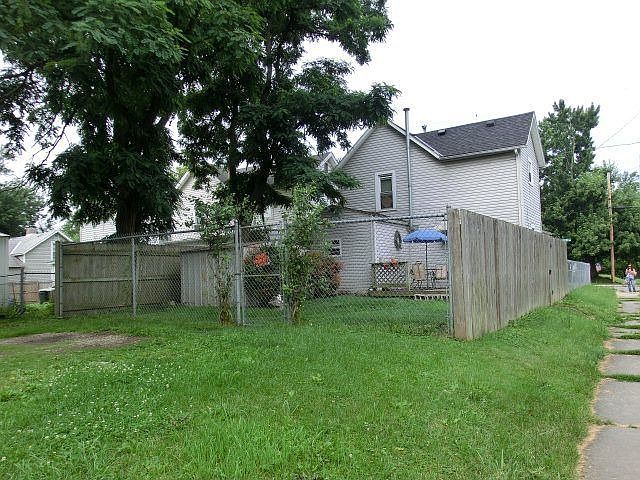 2nd image of 290 Ballentine Ave