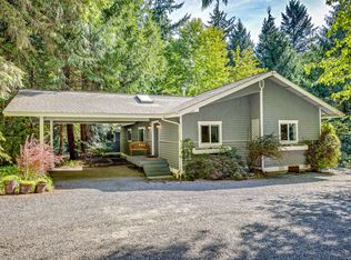 7249 NE Vincent Rd, Bainbridge Island, WA 98110